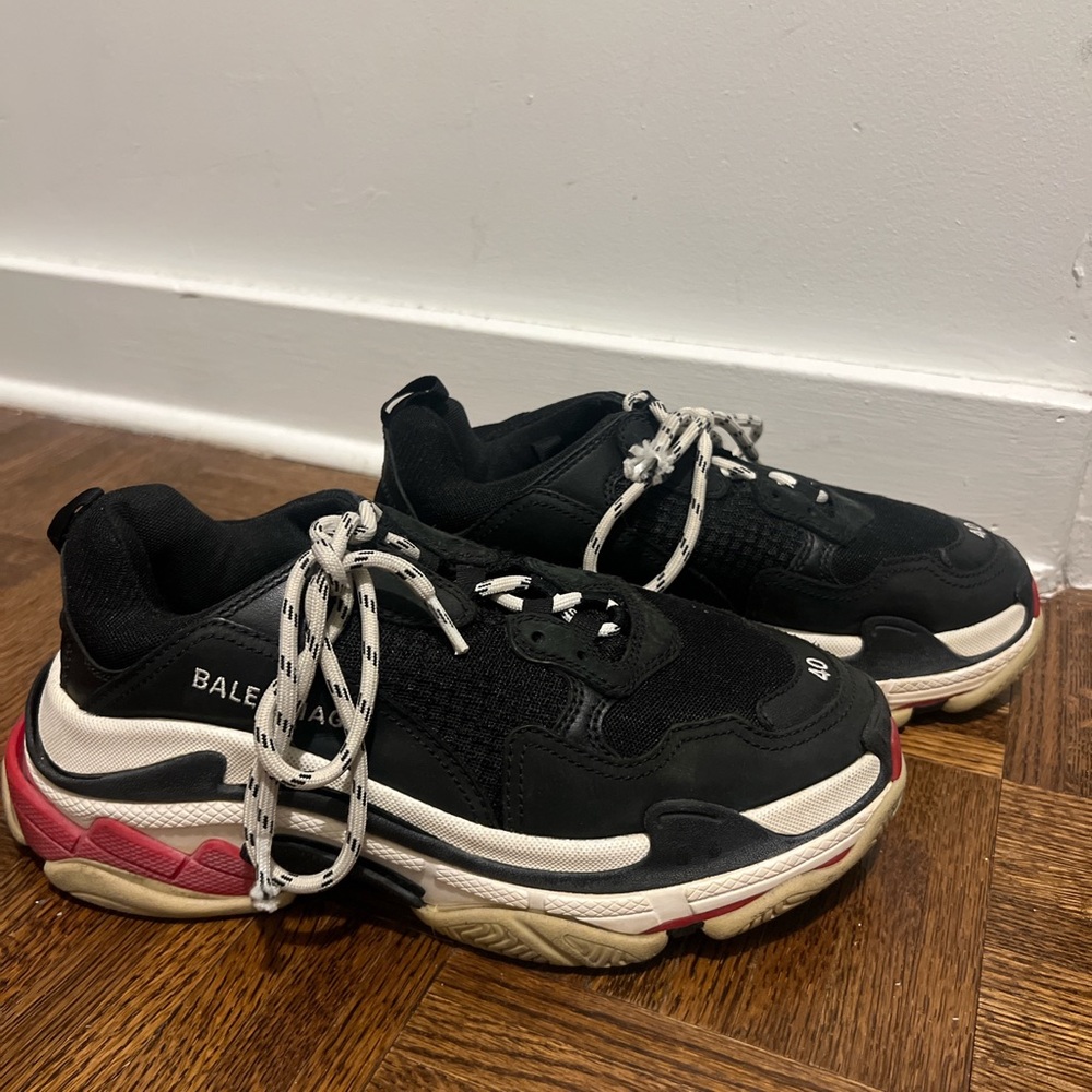 Balenciaga Triple S Size 10 Europe 40